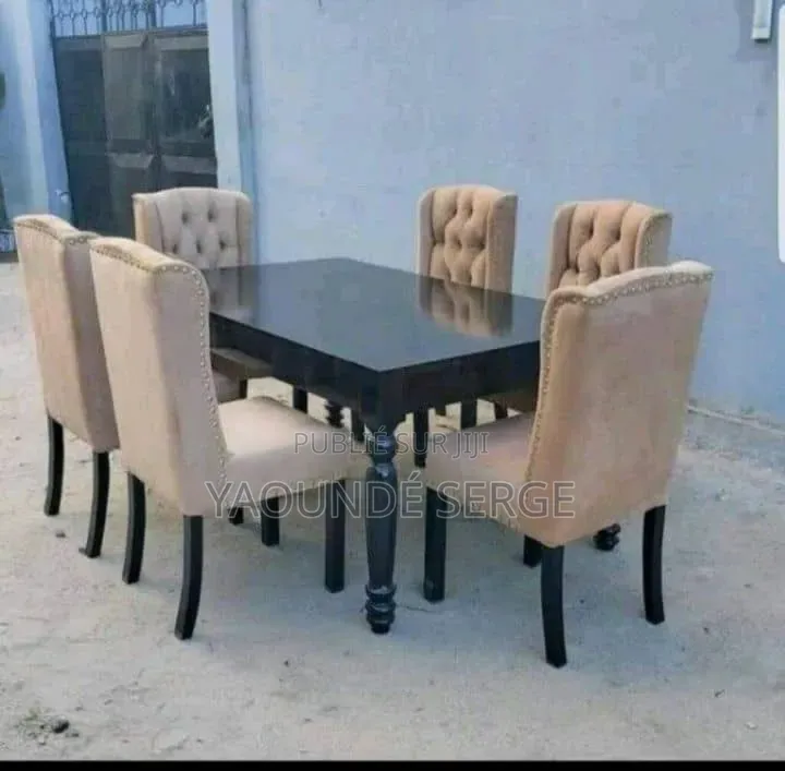 Ensemble Table Et Chaises