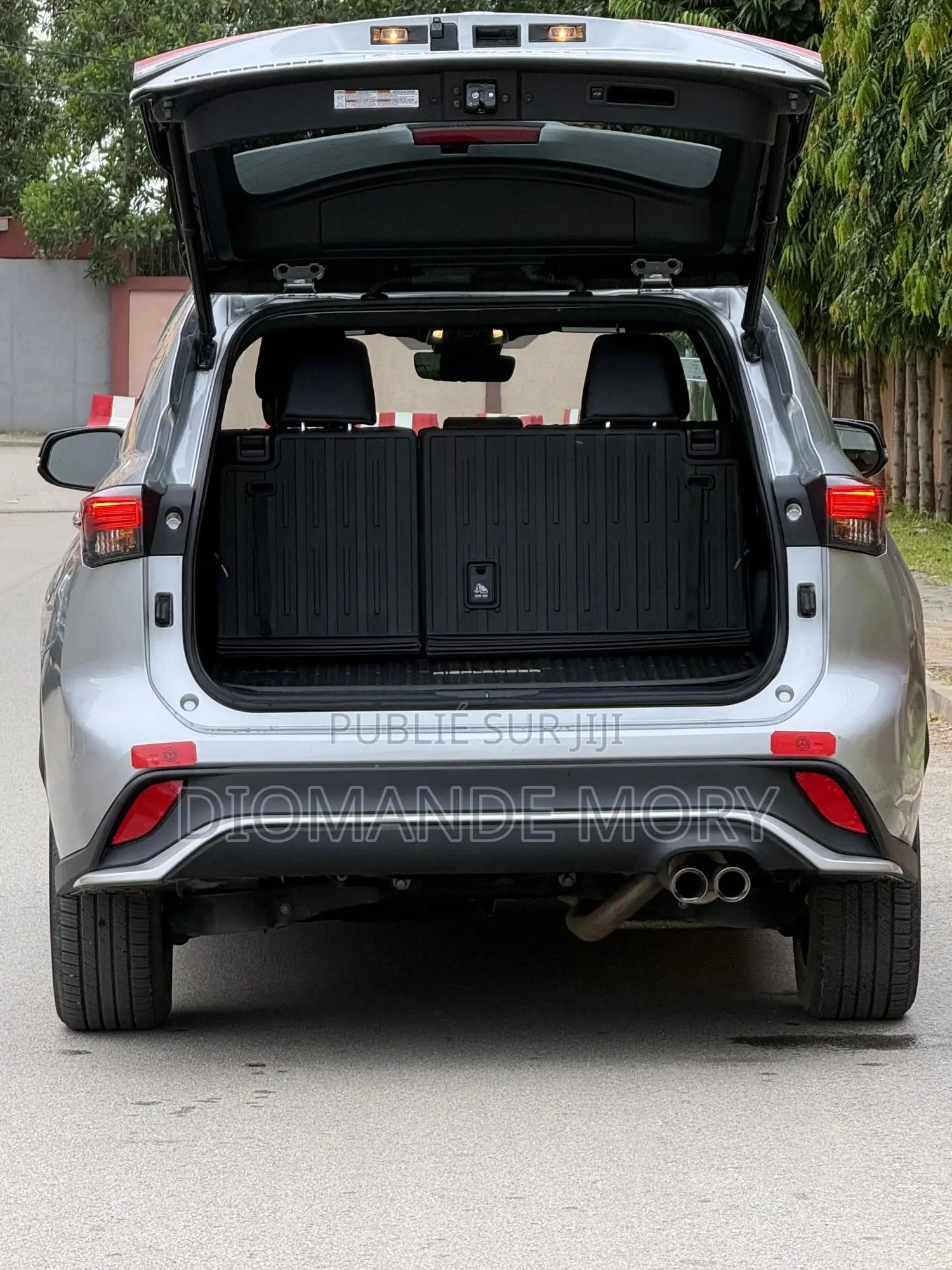 Toyota Highlander Limited AWD 2023 Gris
