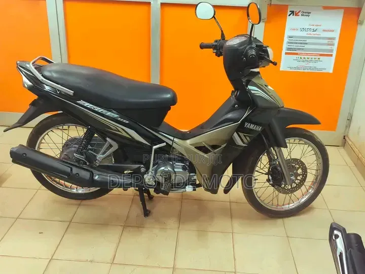 Nouveau Yamaha Autre 2025 Gris