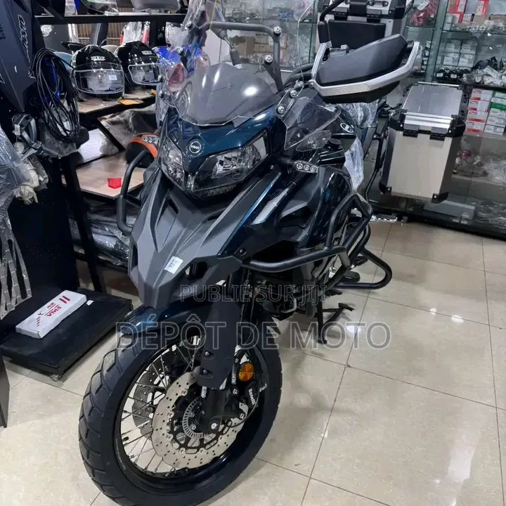 Nouveau Yamaha Autre 2025 Gris