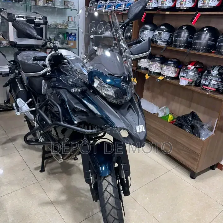 Nouveau Yamaha Autre 2025 Gris