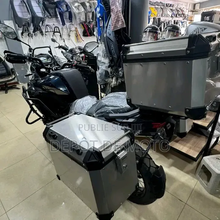 Nouveau Yamaha Autre 2025 Gris