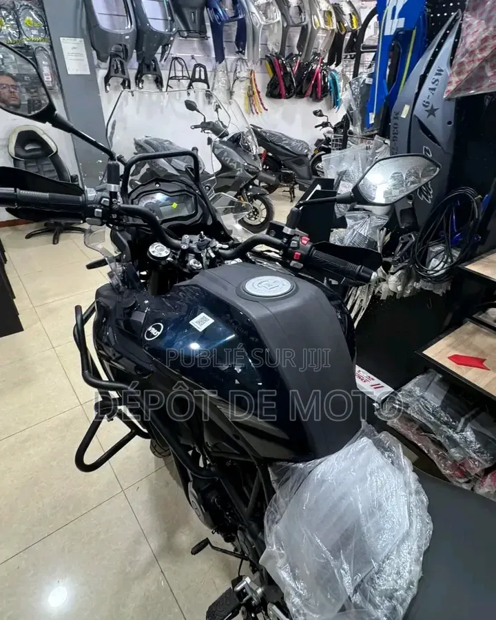 Nouveau Yamaha Autre 2025 Gris