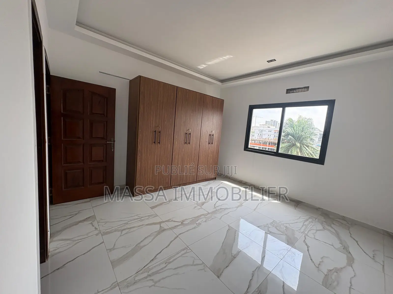 2chbre Appartement dans Massa Immobilier, Marcory à Vendre