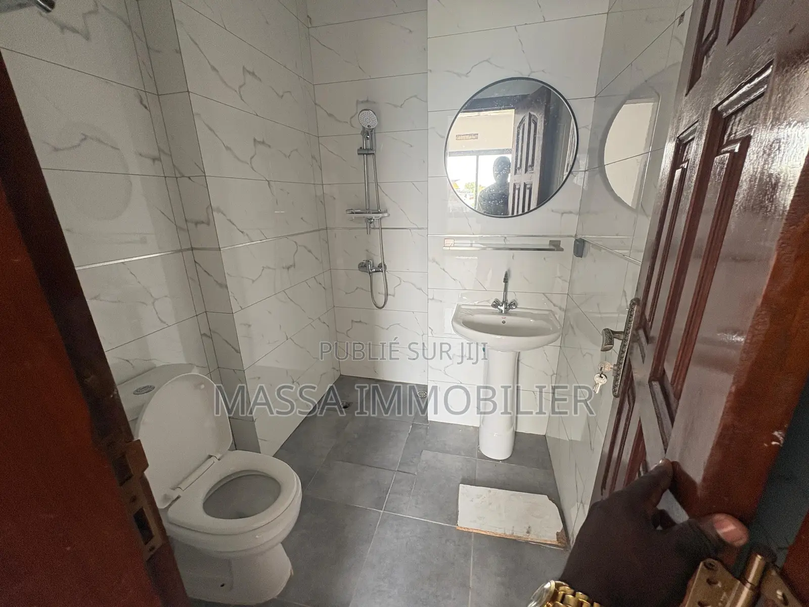 2chbre Appartement dans Massa Immobilier, Marcory à Vendre
