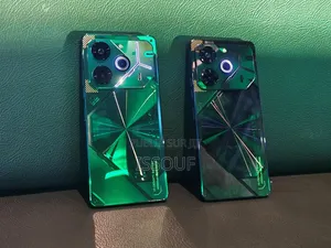 Nouveau Tecno Pova 6 Pro 5G 256 GB Autre