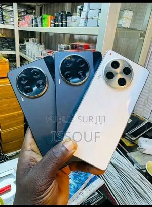 Nouveau Tecno Camon 30 Pro 5G 512 GB Autre