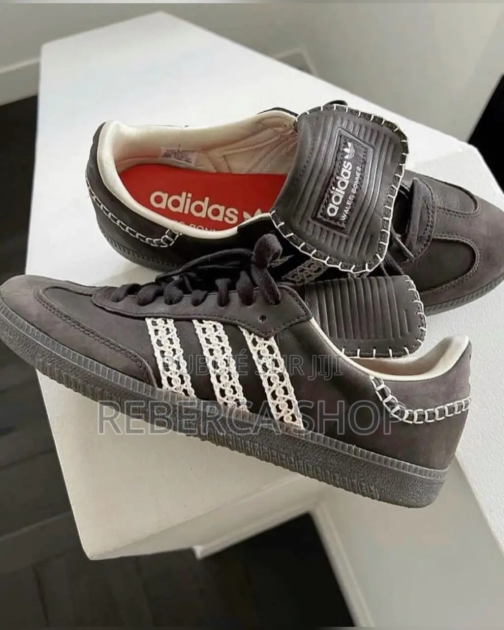 Chaussures Adidas
