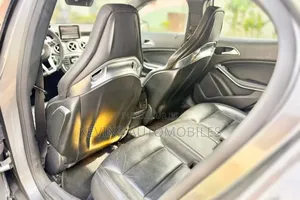 Mercedes-Benz GLA-Class 2016 Autre