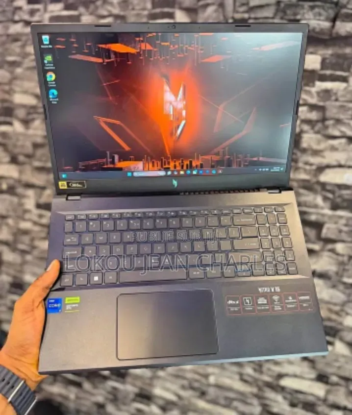 Nouveau Ordinateur portable Acer Nitro 17 32GB Intel Core i7 HDD+SSD 2T