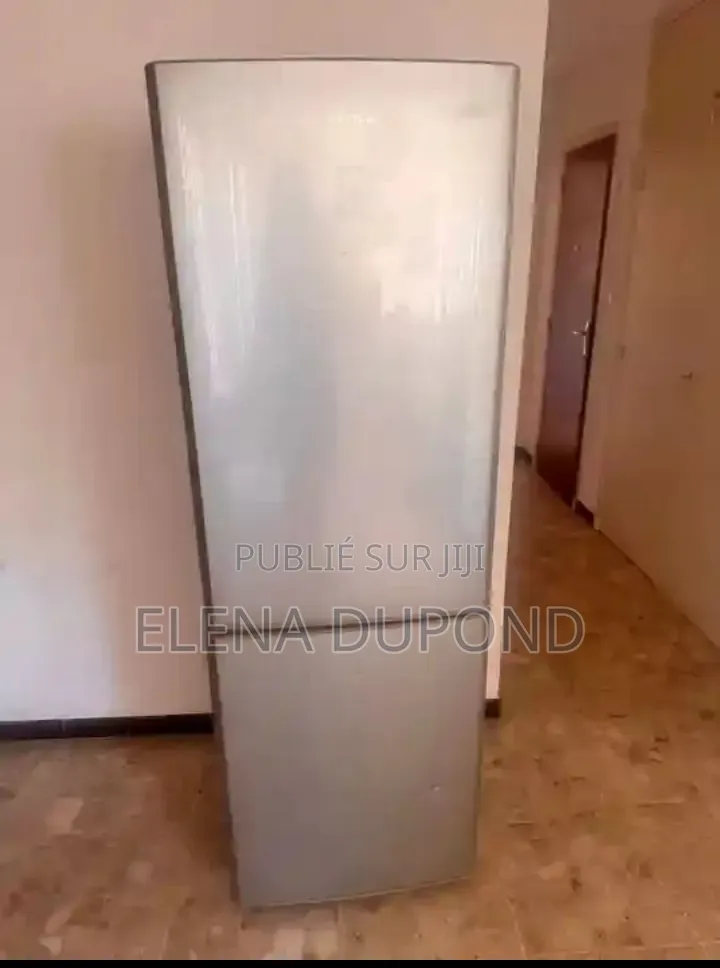 Ils Y a Tout Ce Que Tu Veux Je Suis Disponible Pour Tout