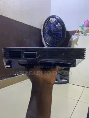 Ps2 Casi Neuf Craquer Avec 20 Jeux Et Deux Manettes