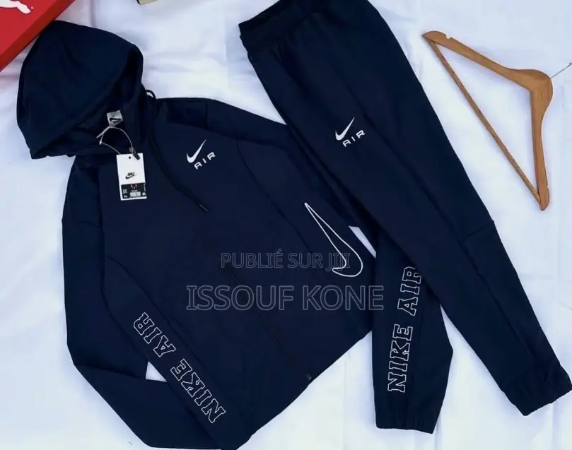 Vêtements Pour Homme Et Femme