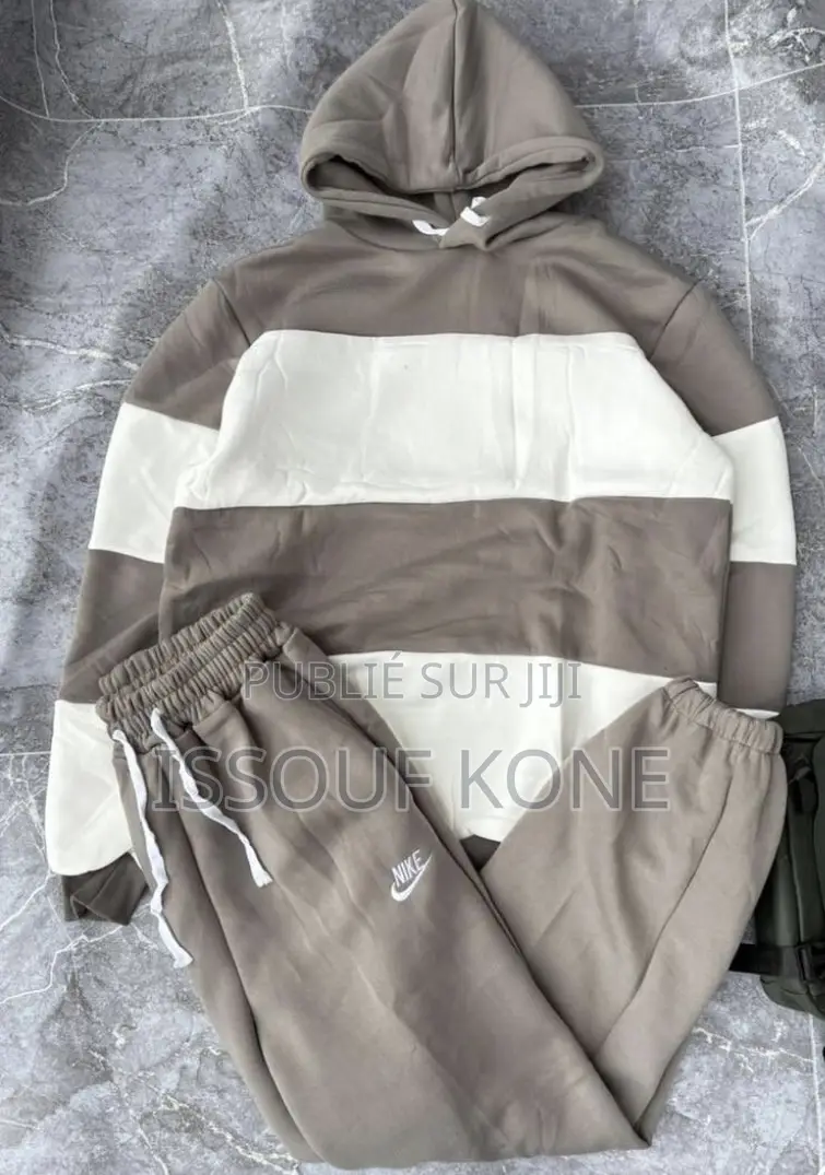 Vêtements Pour Homme Et Femme