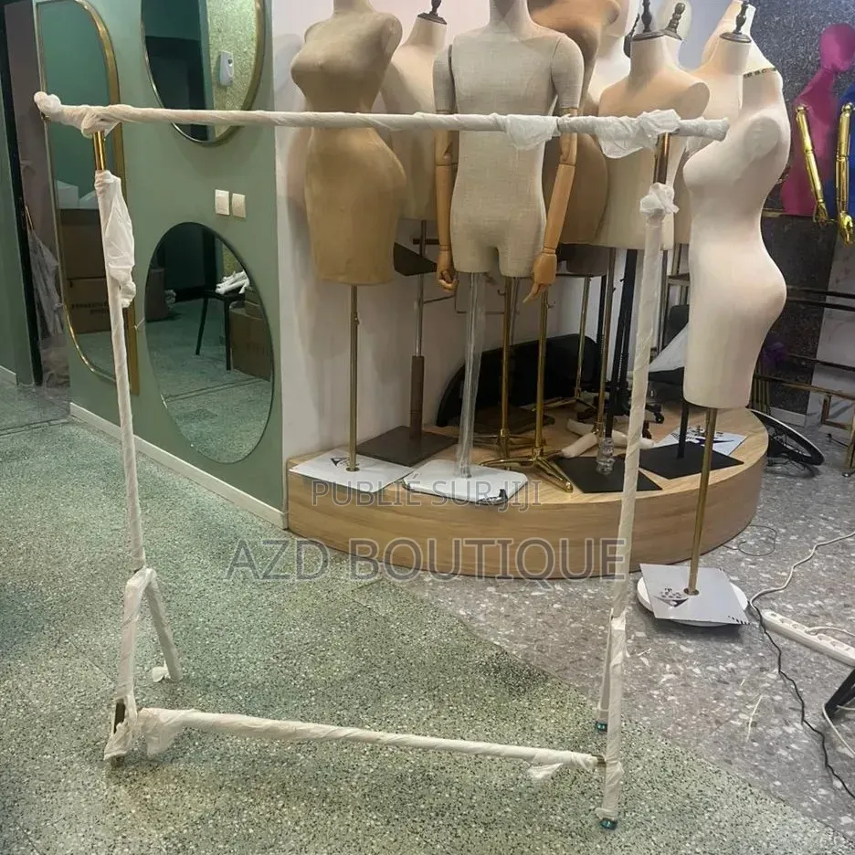 Présentoir Luxe Pour Vos Boutiques