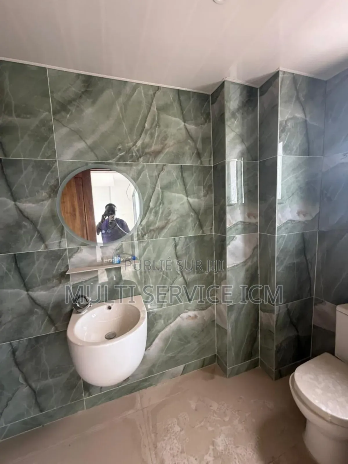3chbre Appartement dans Ismaël Coulibaly, Cocody à Vendre