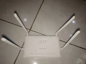 Wifi6 Zte Pour La Fibre Jusqu'a 80m Très Bonne État De Marche