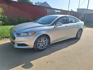 Ford Fusion 2017 Gris
