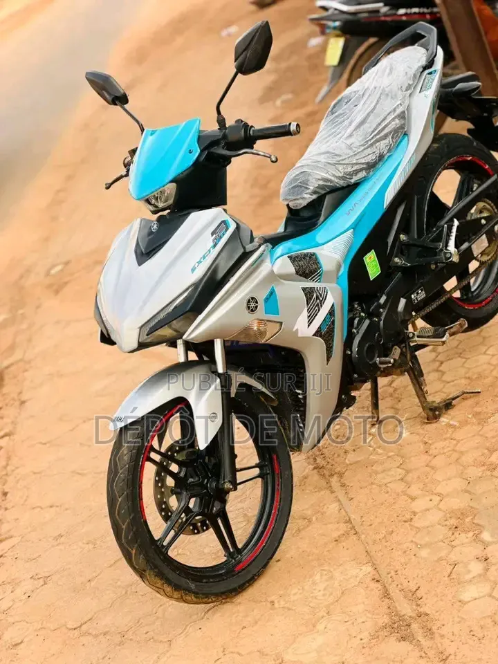 Nouveau Yamaha Autre 2025 Gris