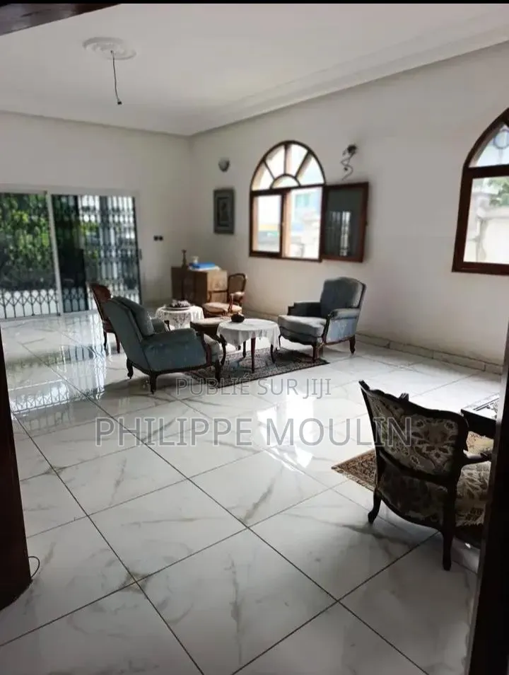6chbre Duplex dans Elite Immobilier, Cocody à Vendre
