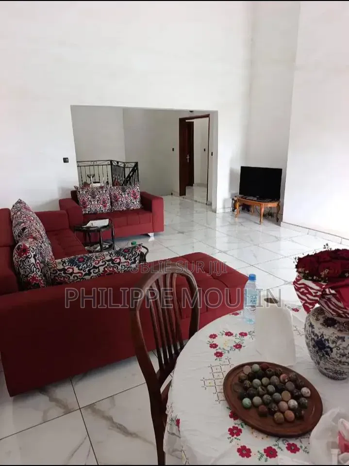 6chbre Duplex dans Elite Immobilier, Cocody à Vendre