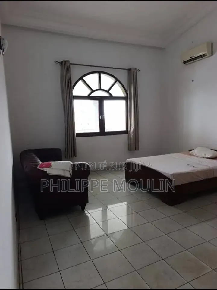 6chbre Duplex dans Elite Immobilier, Cocody à Vendre