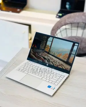 Nouveau HP ProBook 640 G5 18GB Intel Core i3 SSHD (Hybrid) 500GB