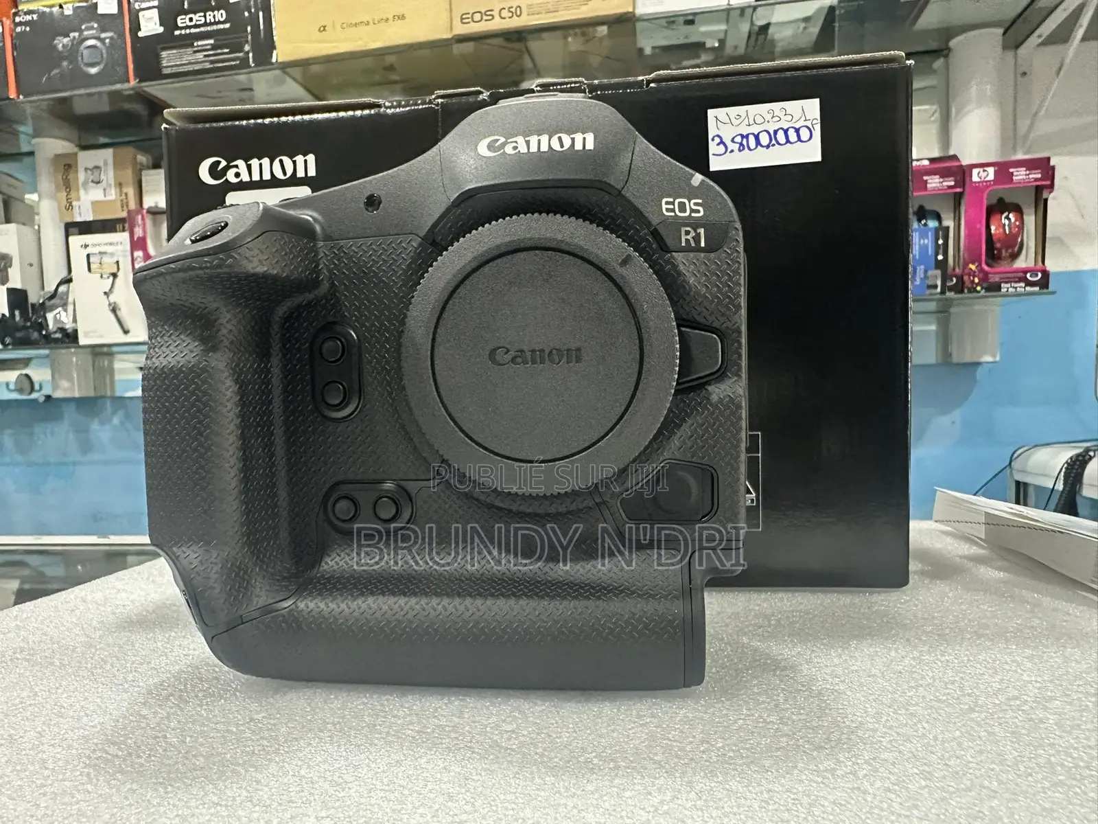 Canon Eos R1 ( Boîtier Vendu Sans Objectif)