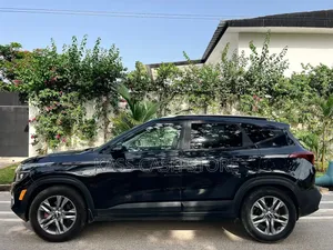 Kia Seltos 2021 Noir
