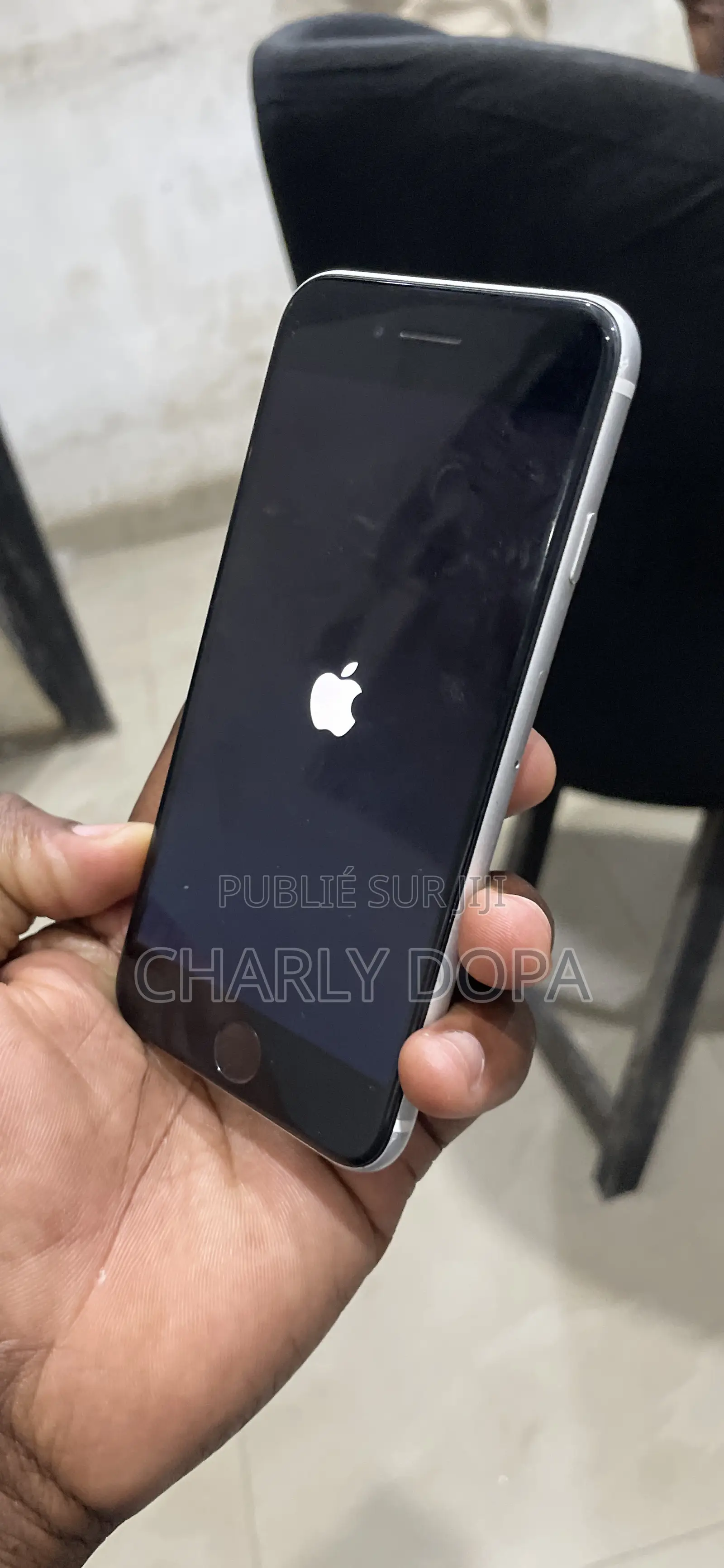 Apple iPhone SE (2020) 64 GB Blanc