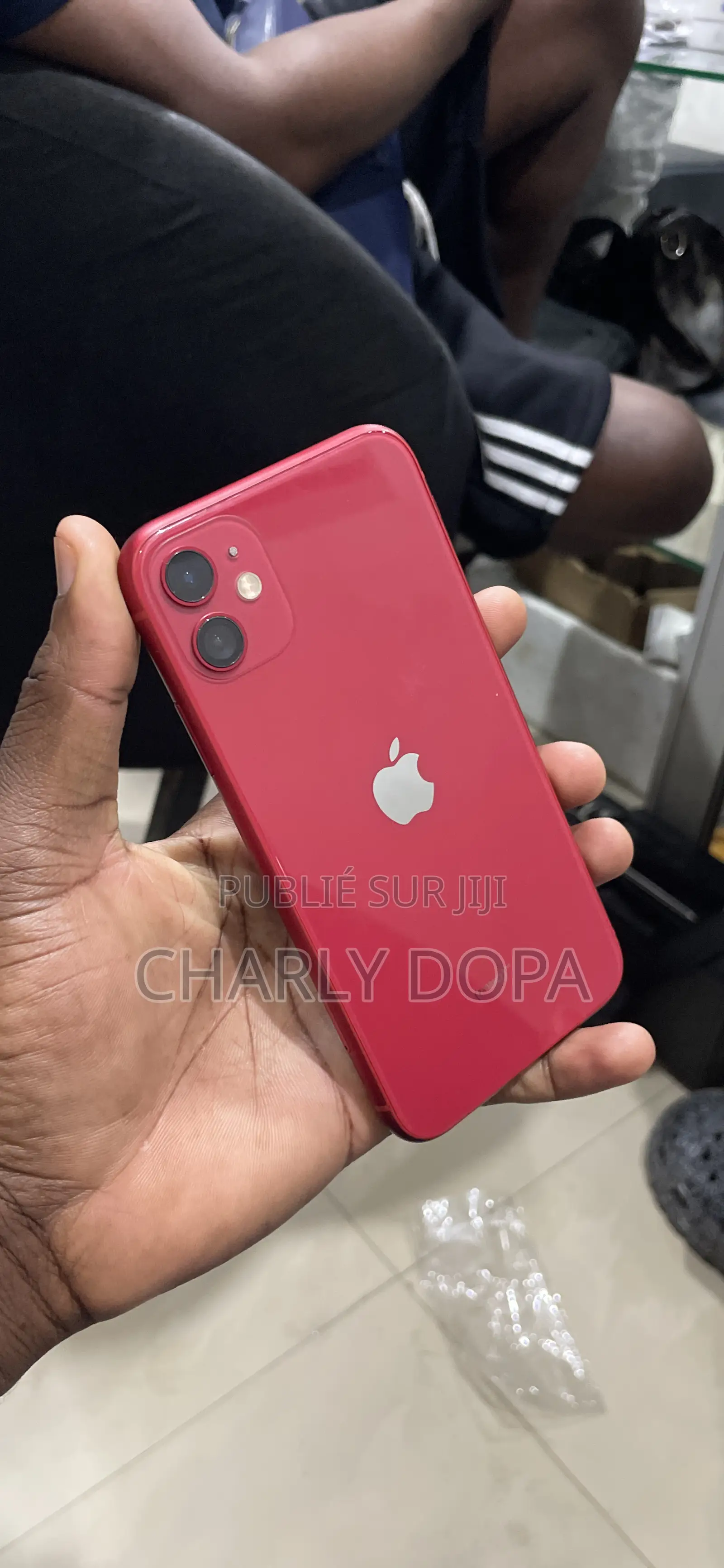 Apple iPhone 11 64 GB Jaune