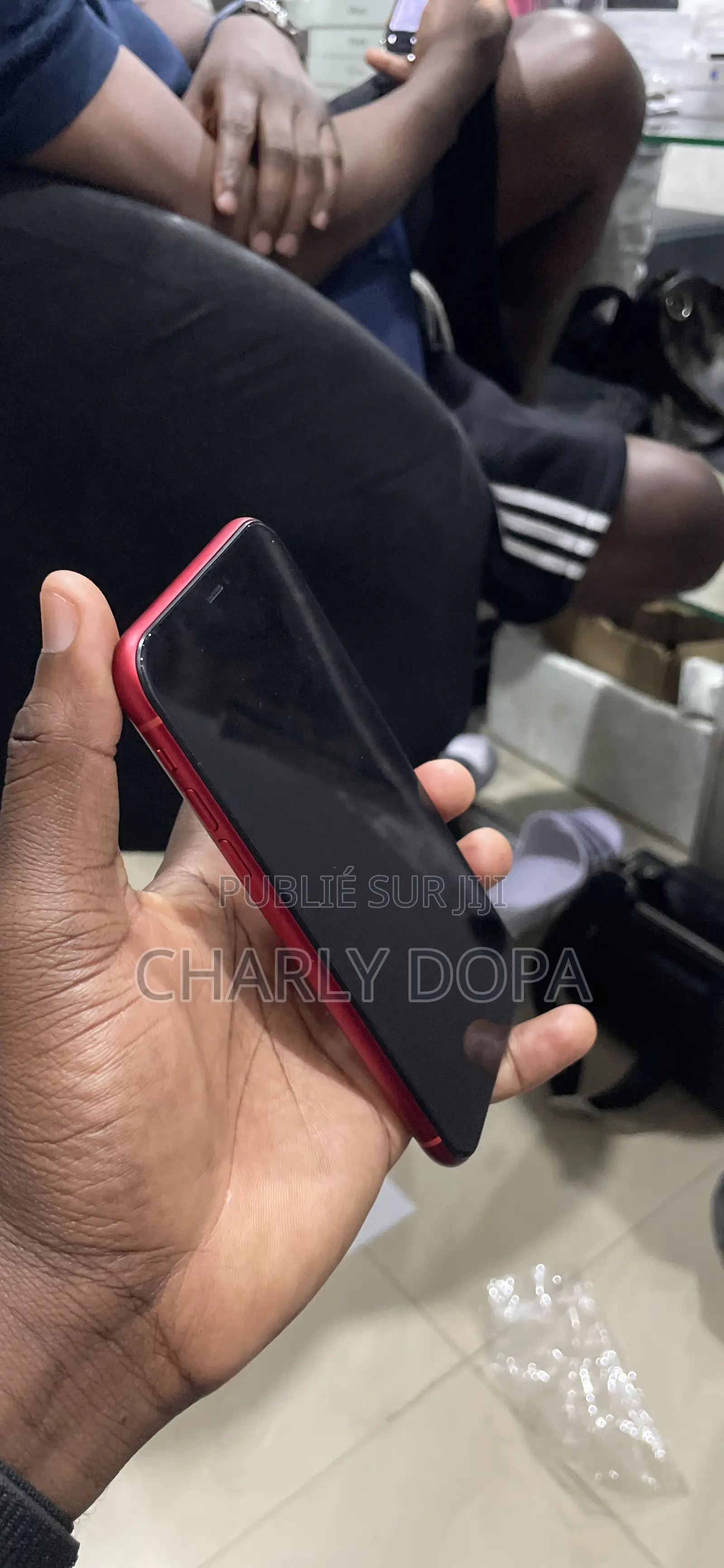Apple iPhone 11 64 GB Jaune