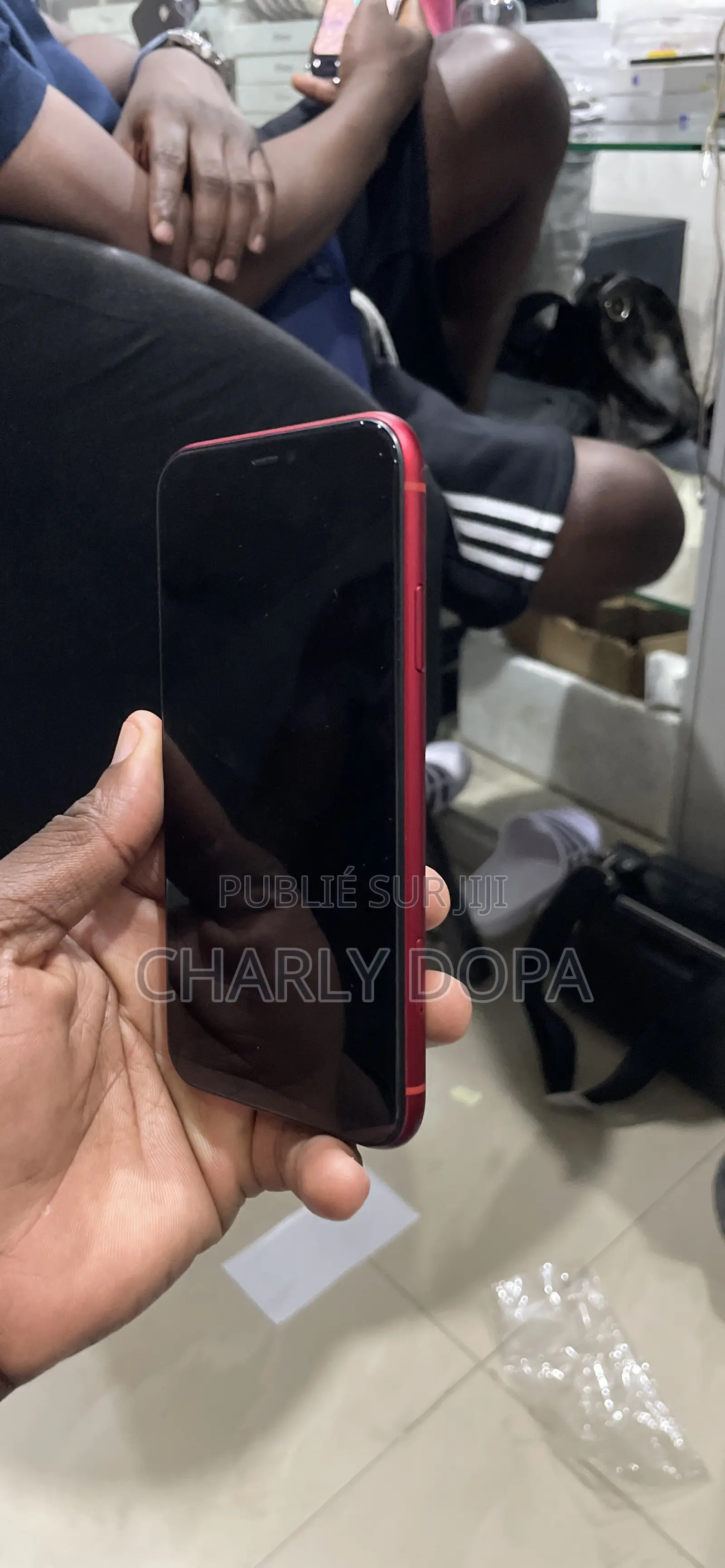 Apple iPhone 11 64 GB Jaune
