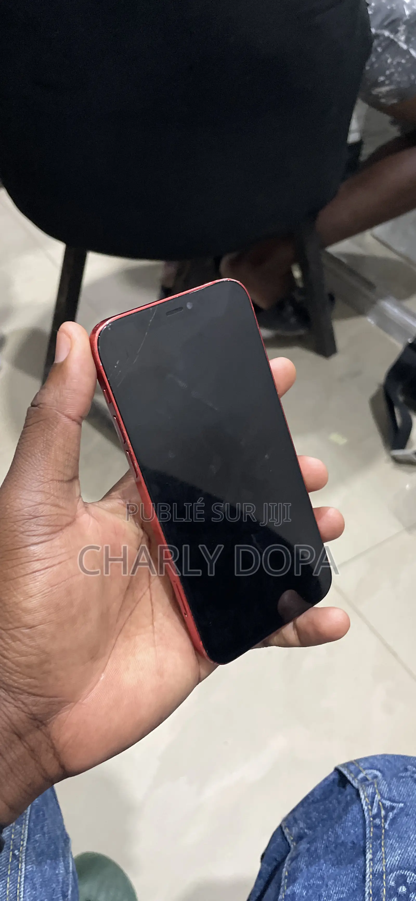Apple iPhone 12 64 GB Rouge