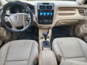 Kia Sportage 2.0 2WD LX 2007 Gris