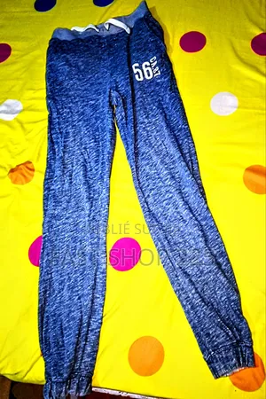 Pantalon Bleu Style Jogging Tissu Fin