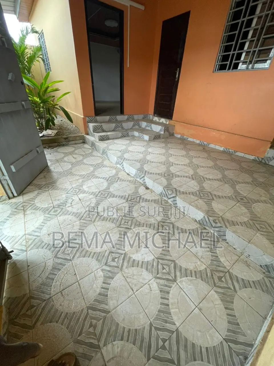 3chbre Villa dans Villa Basse 4 Pièces, Bingerville à Louer