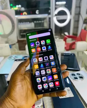 Nouveau Tecno Camon 40 256 GB Blanc