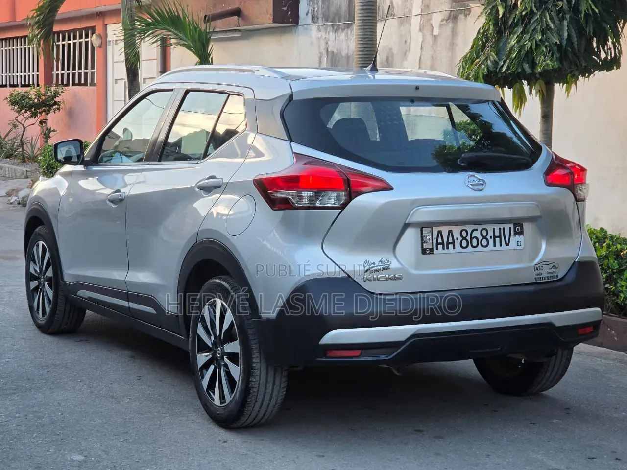 Nissan Kicks 2024 Gris