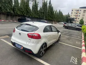 Kia Rio 2013 Blanc