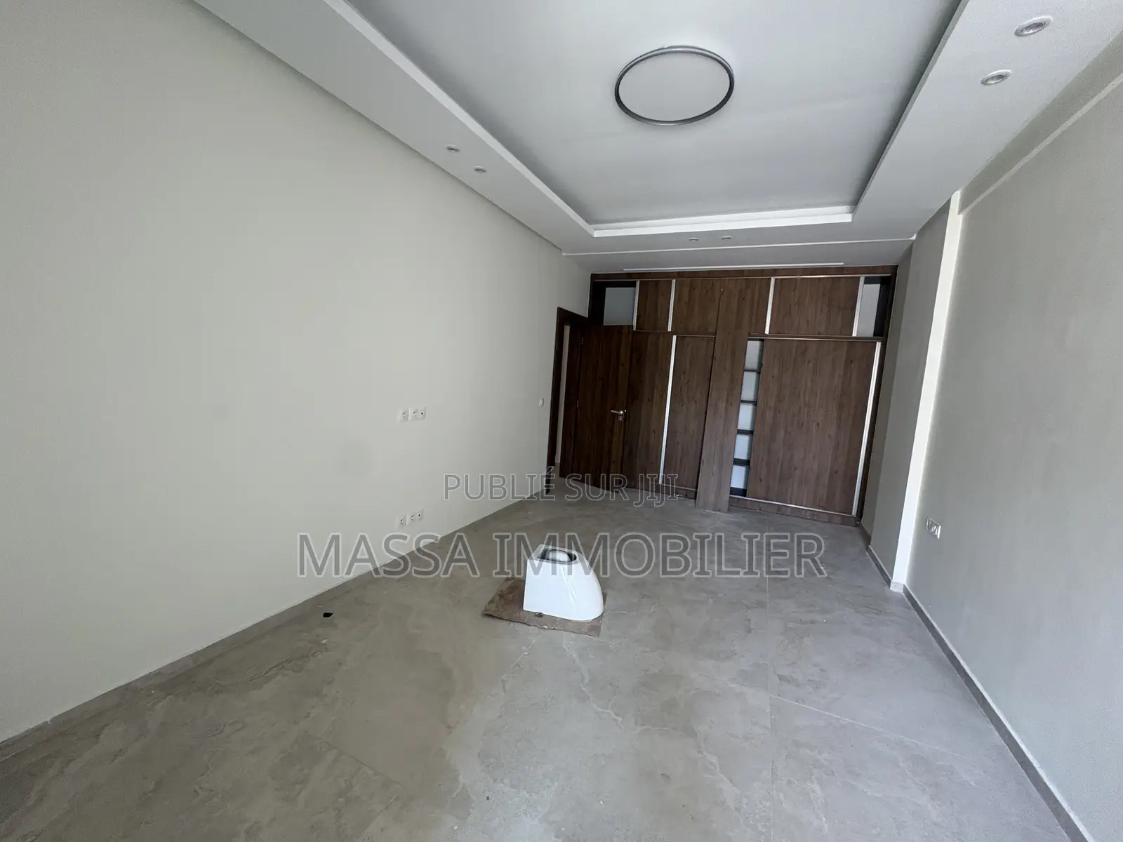 2chbre Appartement dans Massa Immobilier, Cocody à Louer