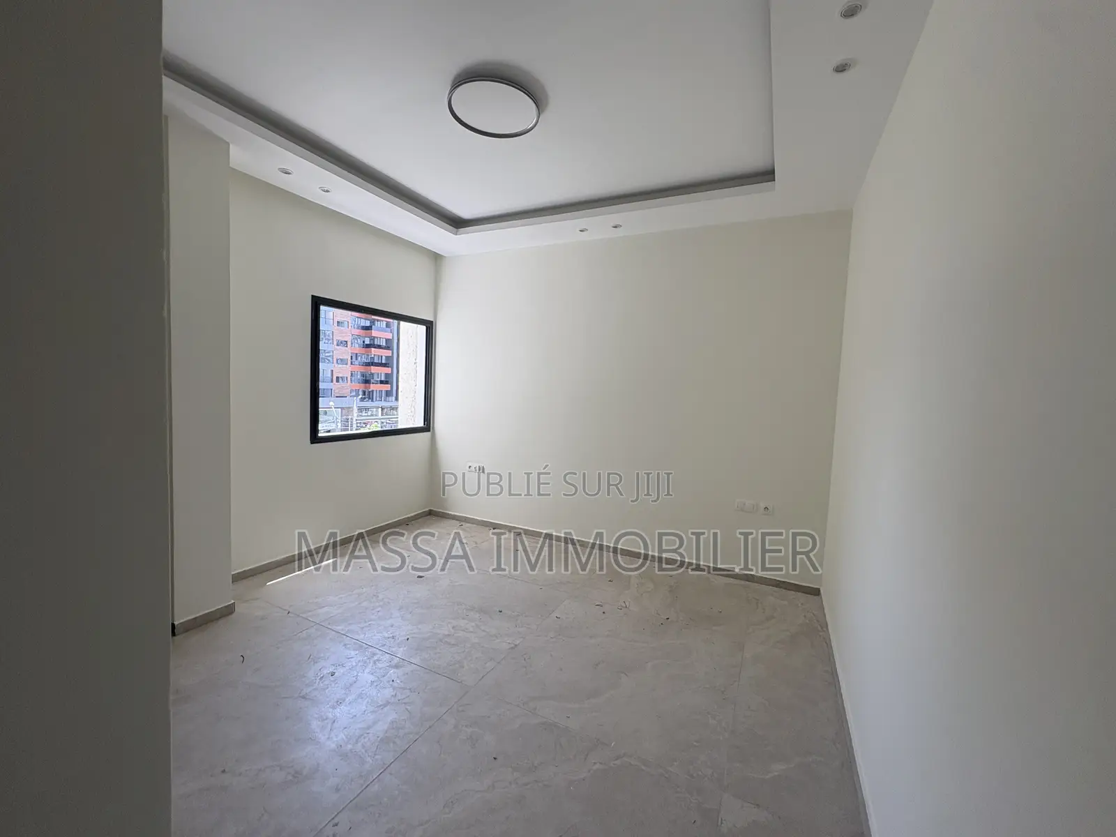 2chbre Appartement dans Massa Immobilier, Cocody à Louer
