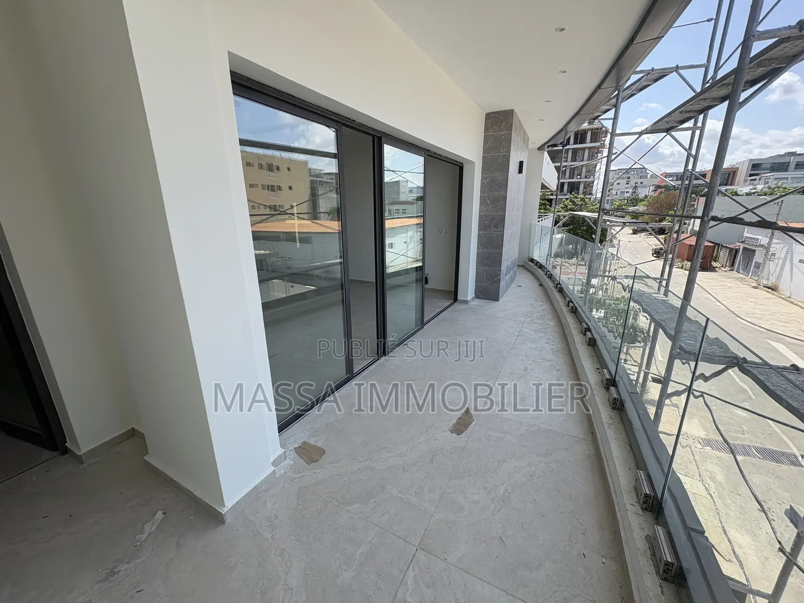 2chbre Appartement dans Massa Immobilier, Cocody à Louer