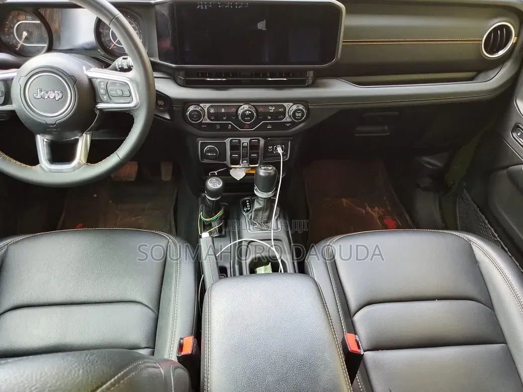 Nouveau Jeep Wrangler Sport S 4dr 4WD 2026 Vert