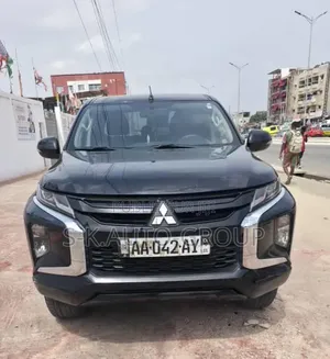 Mitsubishi L200 2013 Noir