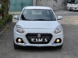 Suzuki Dzire 2023 Blanc