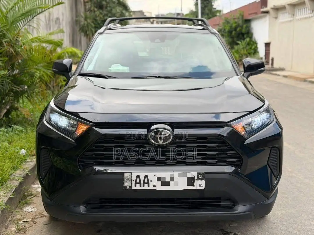 Toyota RAV4 2021 Noir
