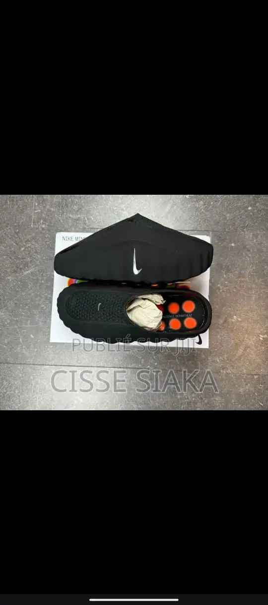 Vente De Vêtements Chaussures Montre Maillot