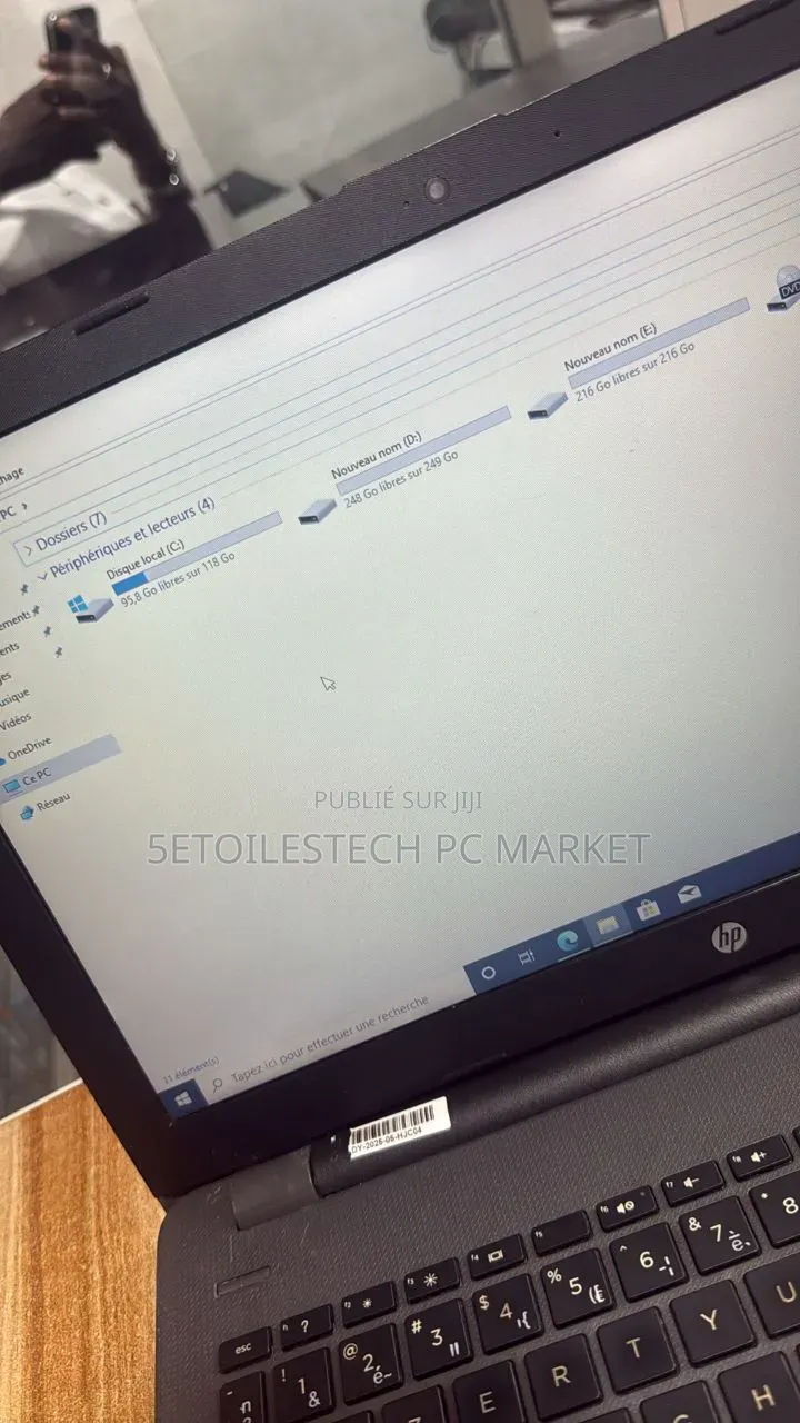 Nouveau Ordinateur portable HP 250 G6 8GB Intel Core i3 HDD+SSD 500GB