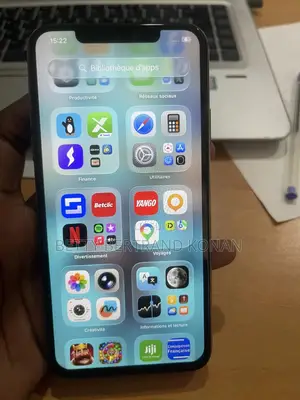 Apple iPhone 11 Pro Max 64 GB Doré